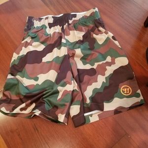 Mens Size Small Camo Basketball Shorts